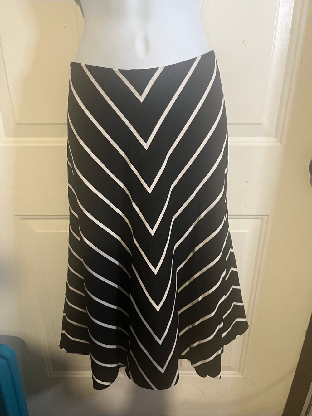 White House Black Market Black Skirt with White V-Stripe Pattern